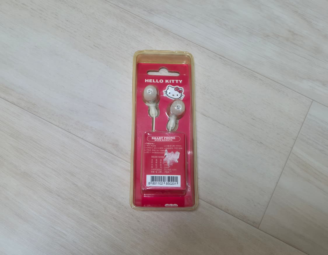 고전 산리오 헬로키티 이어폰 상품이미지2