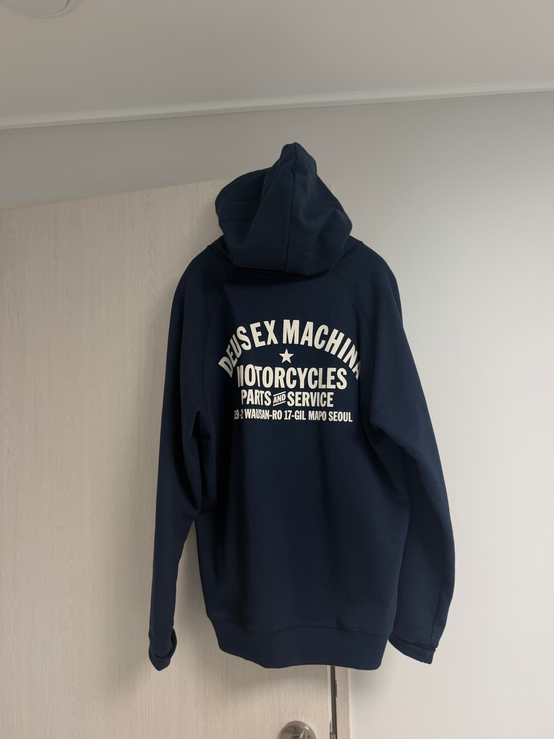 데우스 서울어드레스 후드 네이비XL 상품이미지2