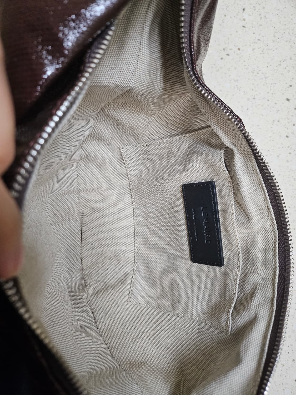 르메르 스몰 크루아상백 코티드 코튼 초콜릿 퐁당 상품이미지5