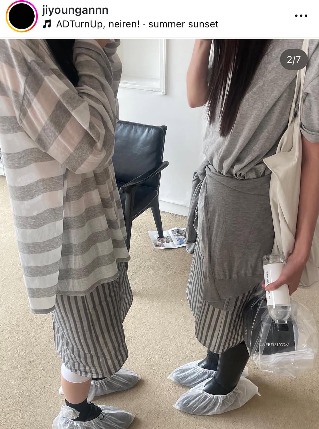 낫띵에브리띵 스트라이프 미디 스커트 상품이미지3