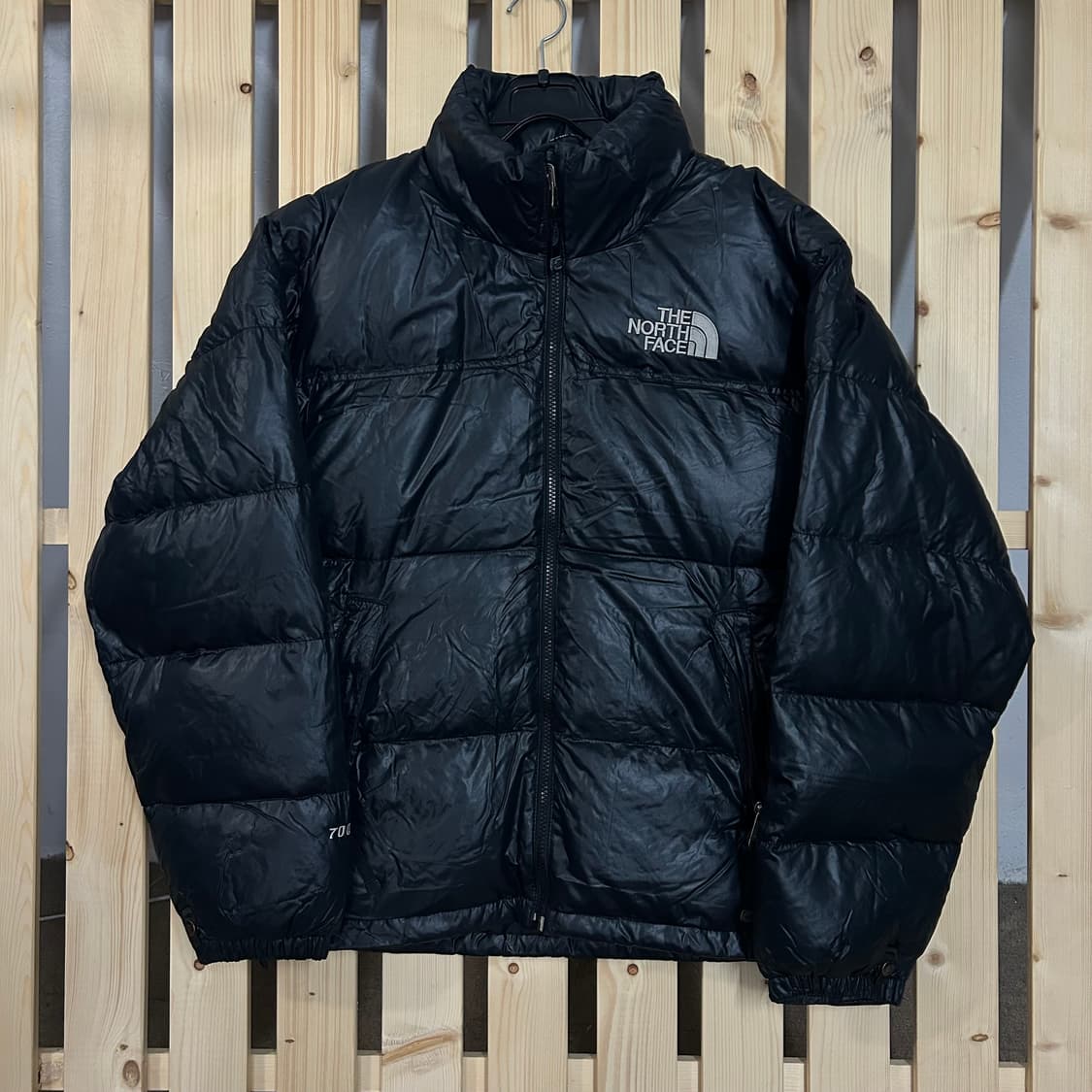  (90) 구 노스페이스 눕시 700 패딩 유광 블랙 상품이미지1