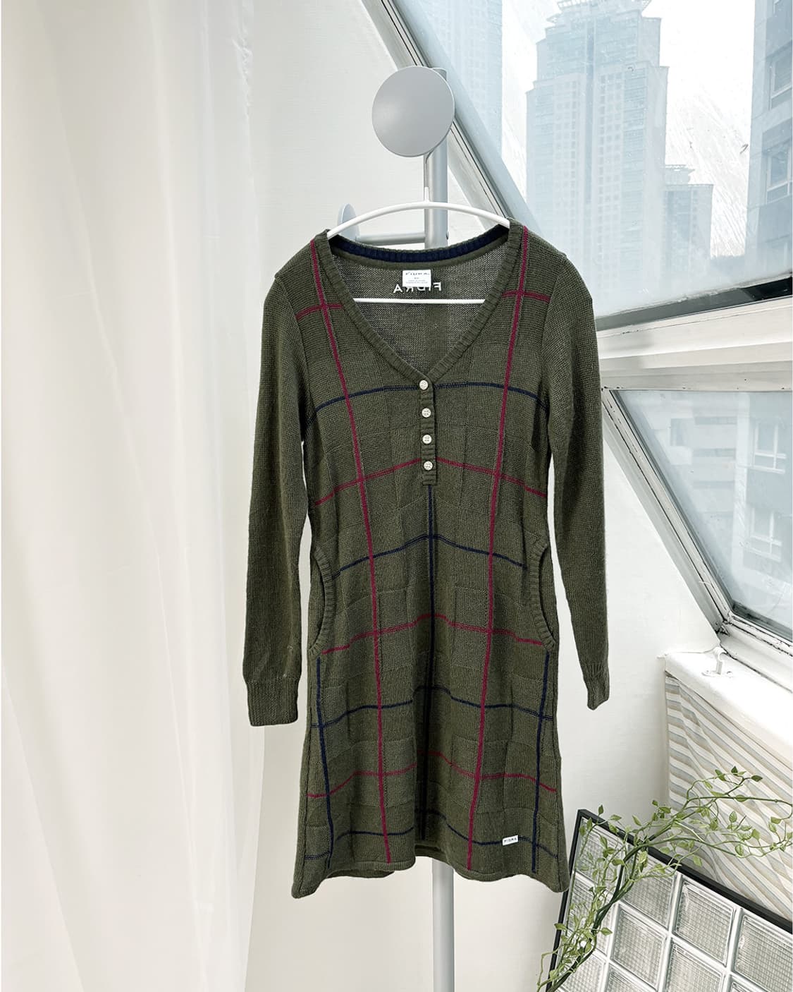 FIDRA 카키 브이넥 버튼업 롱 풀오버 상품이미지1