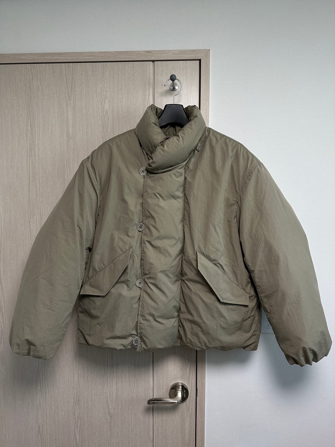 (48) 르메르 푸퍼 데저트 세이지 상품이미지1