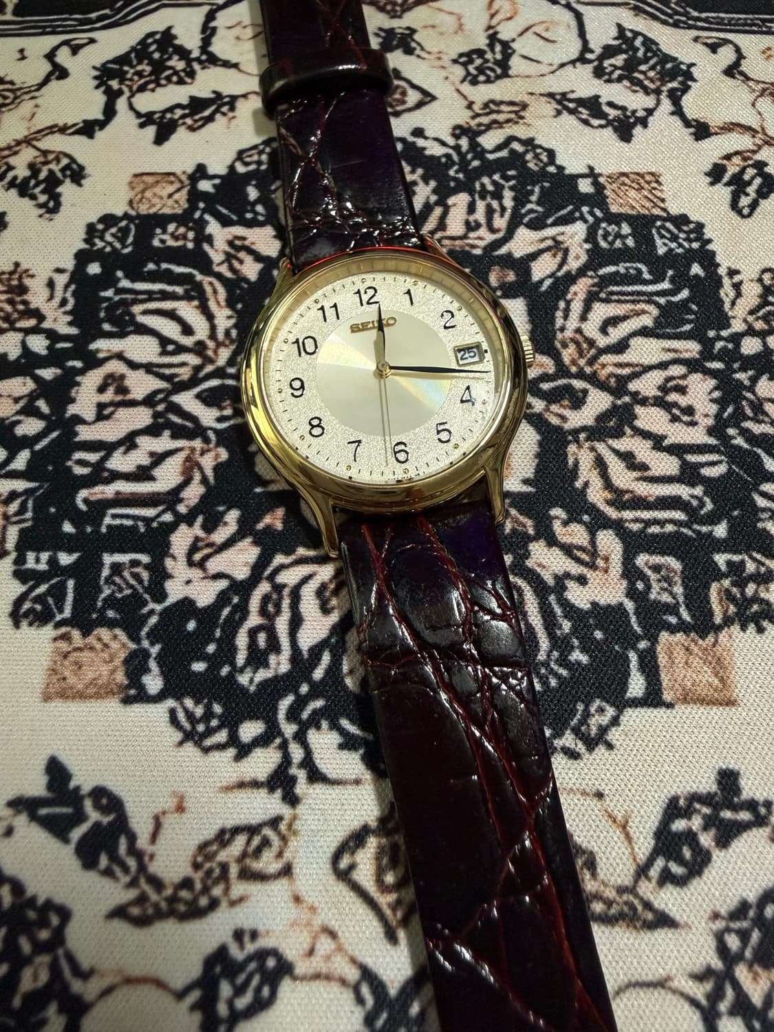 SEIKO 빈티지 쿼츠 시계 상품이미지1