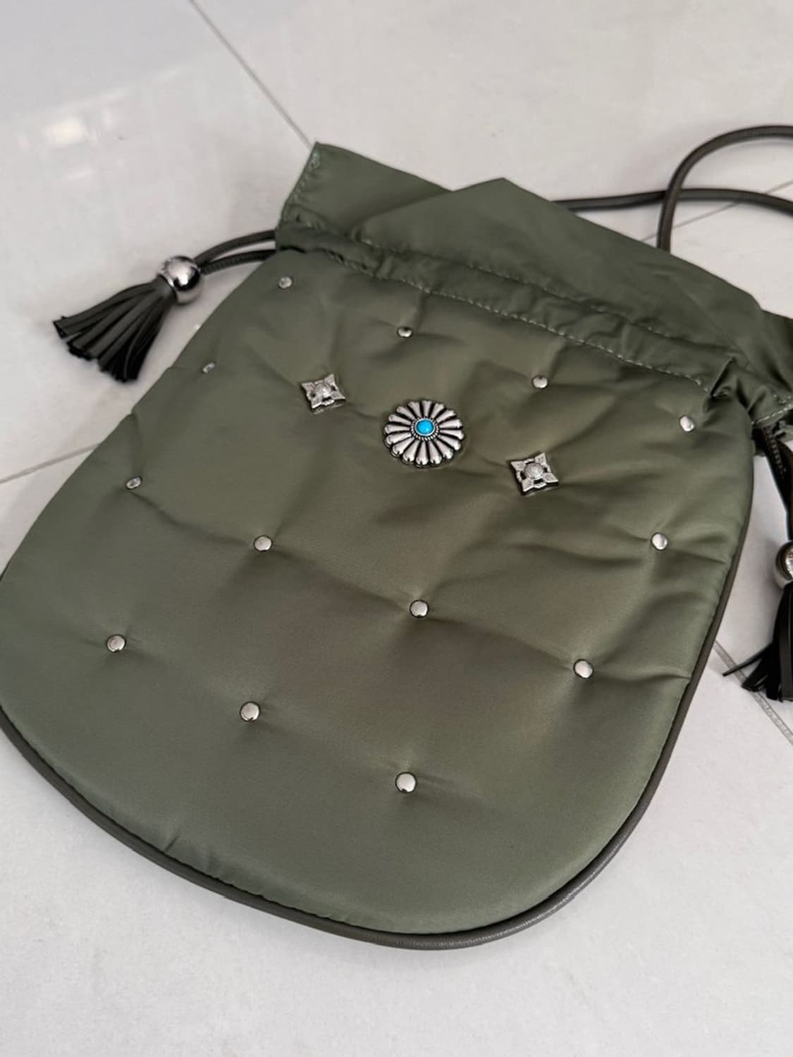 CONCHO SHOULDER BAG 콘초 숄더백 상품이미지2