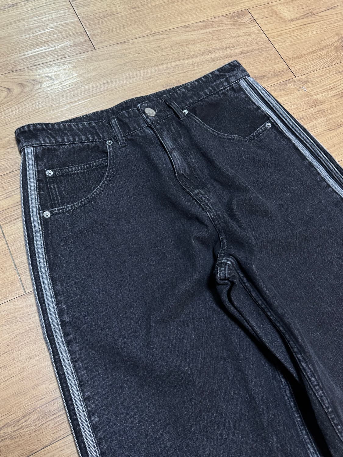 (새상품)아디다스 파이어버드 데님 쇼츠 반바지 32 상품이미지2