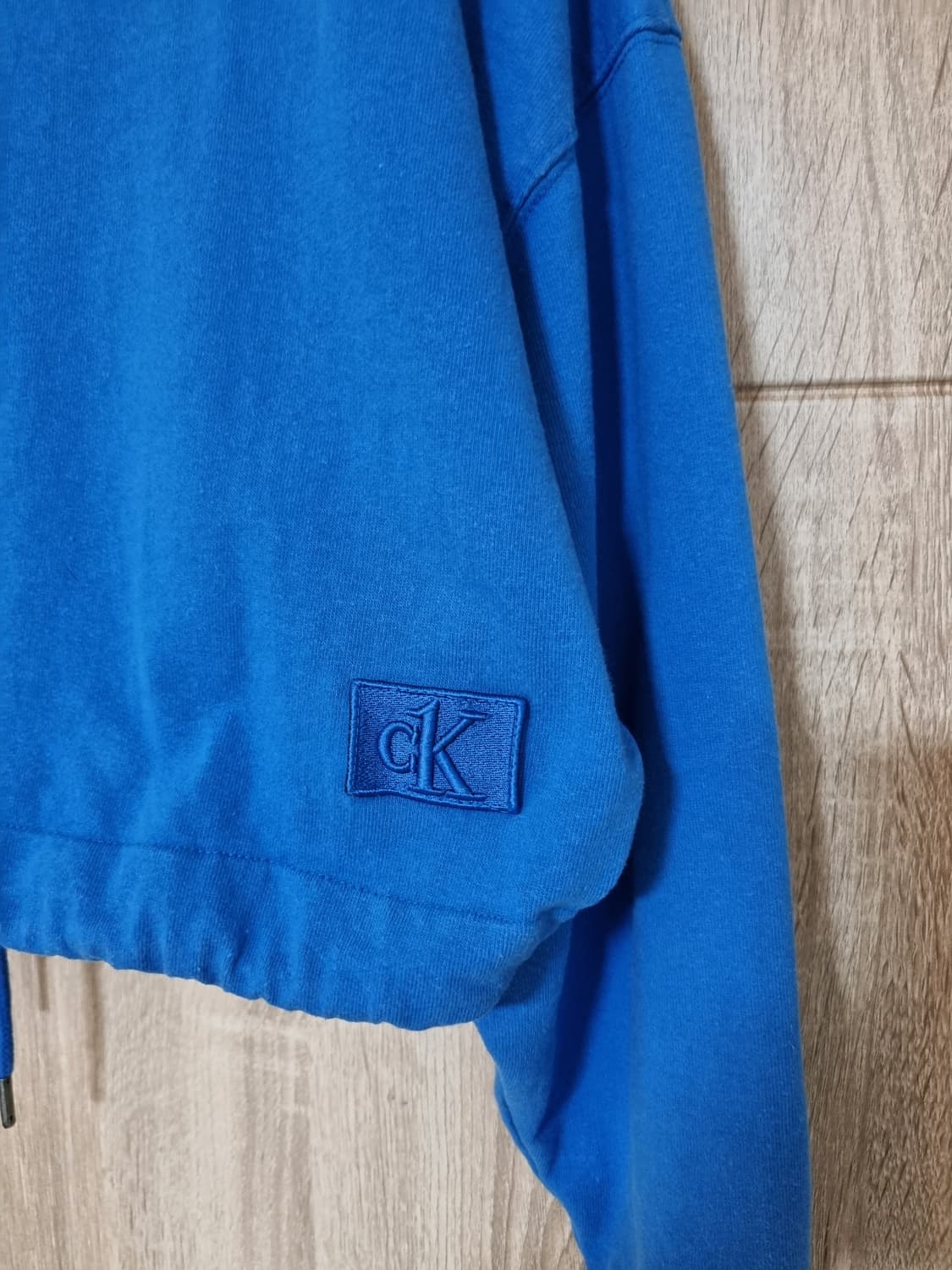 CK 캘빈클라인 크롭 맨투맨 상품이미지8