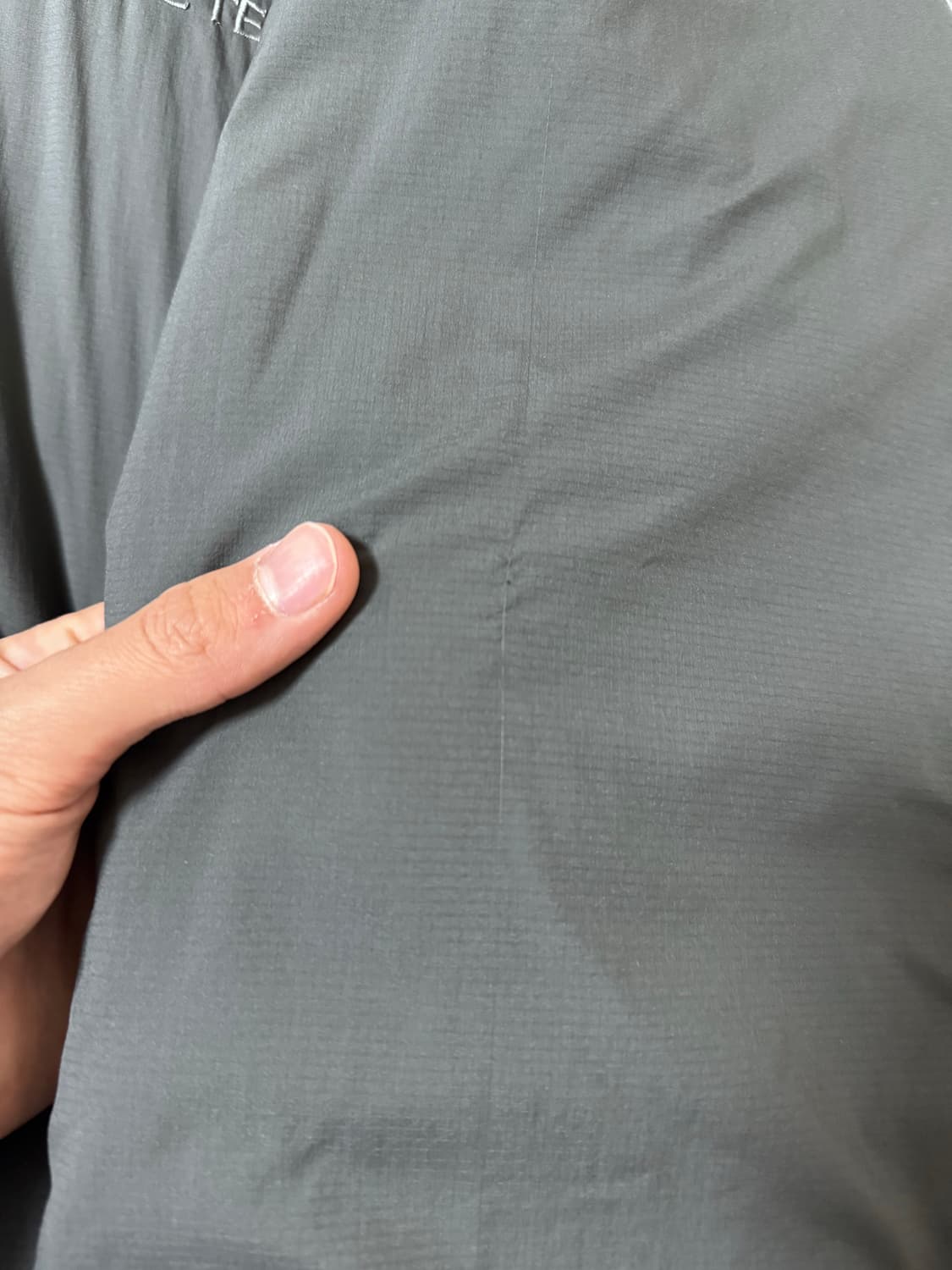 (S급) 아크테릭스 아톰 LT 후디 글리치 상품이미지10