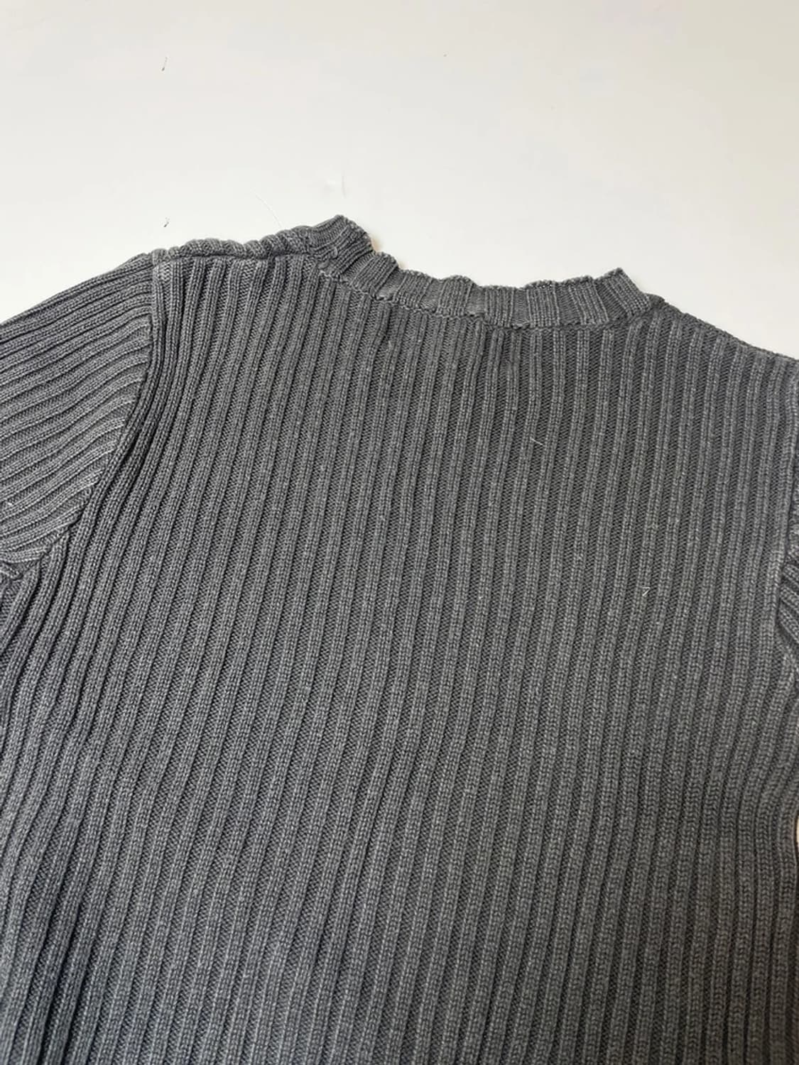 마뗑킴 22SS 립 니트 반팔 티셔츠 PN9652 상품이미지4