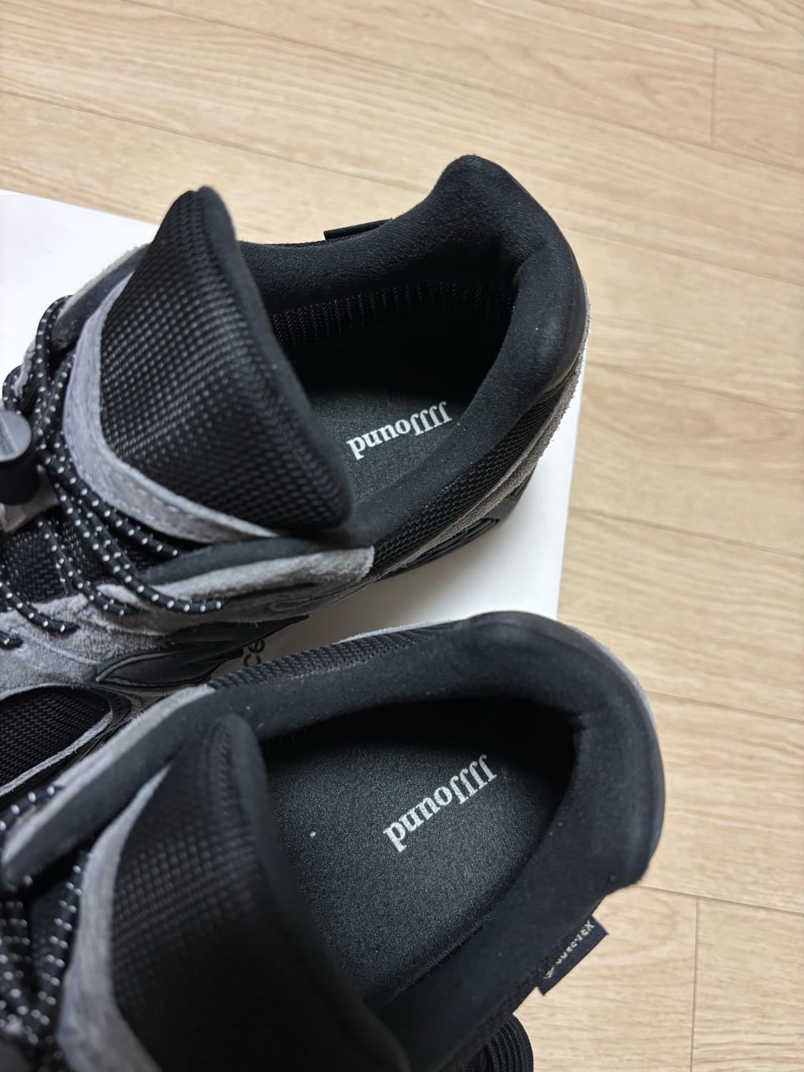 뉴발란스 x JJJJound 2002R 고어텍스 챠콜 290 상품이미지2