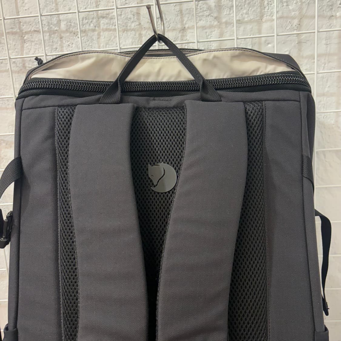 피엘라벤 울버 30L 베르그쉘 블랙 백팩 OS 상품이미지6