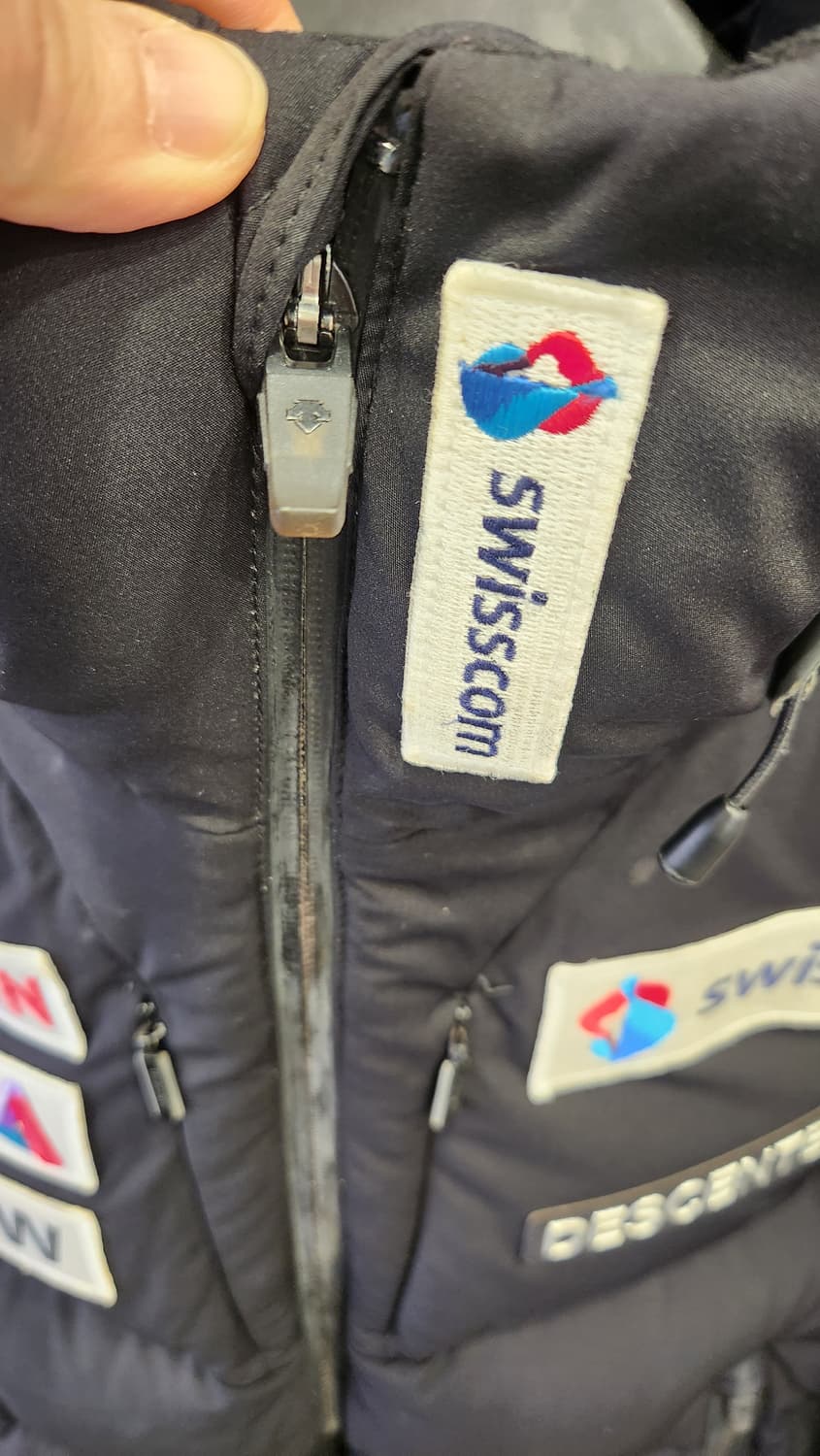 데상트 스위스 스키 패딩 남자 95 블랙 상품이미지5