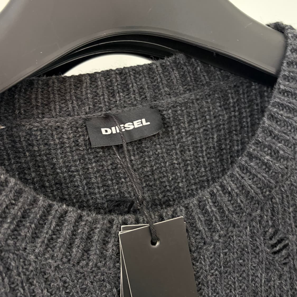 (새상품) 디젤 K-LOL 풀오버 데미지 니트 상품이미지8