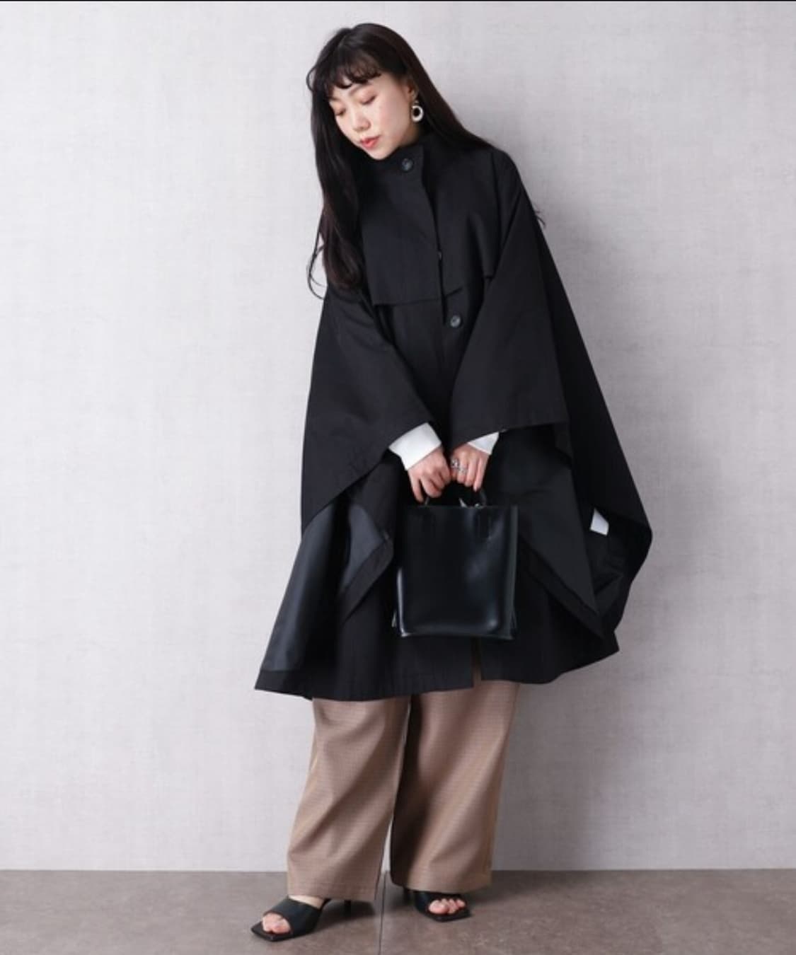 프릭스토어 판초 코트 상품이미지1