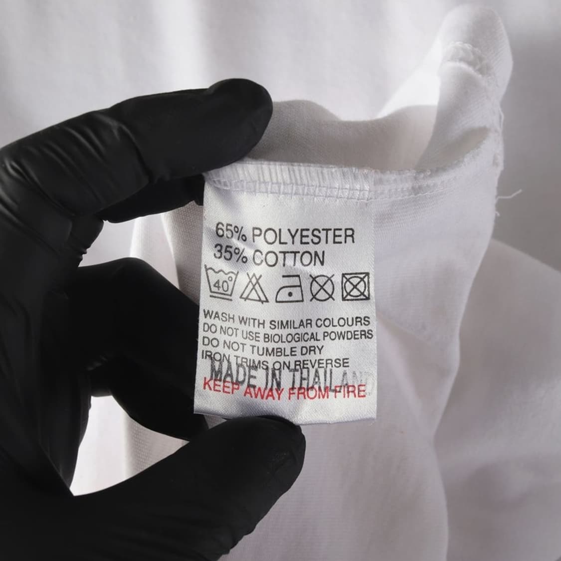 노피어 Y2K 스포티 브이넥 화이트 반팔티 XL 상품이미지6