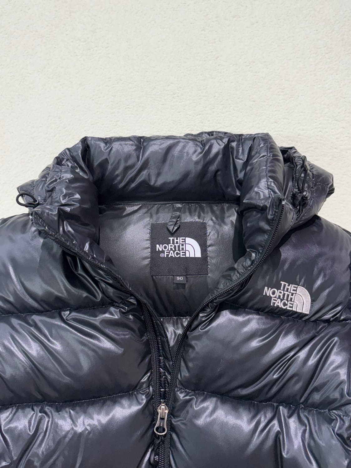 노스페이스 후드 경량 패딩 여성용 L 90 상품이미지2