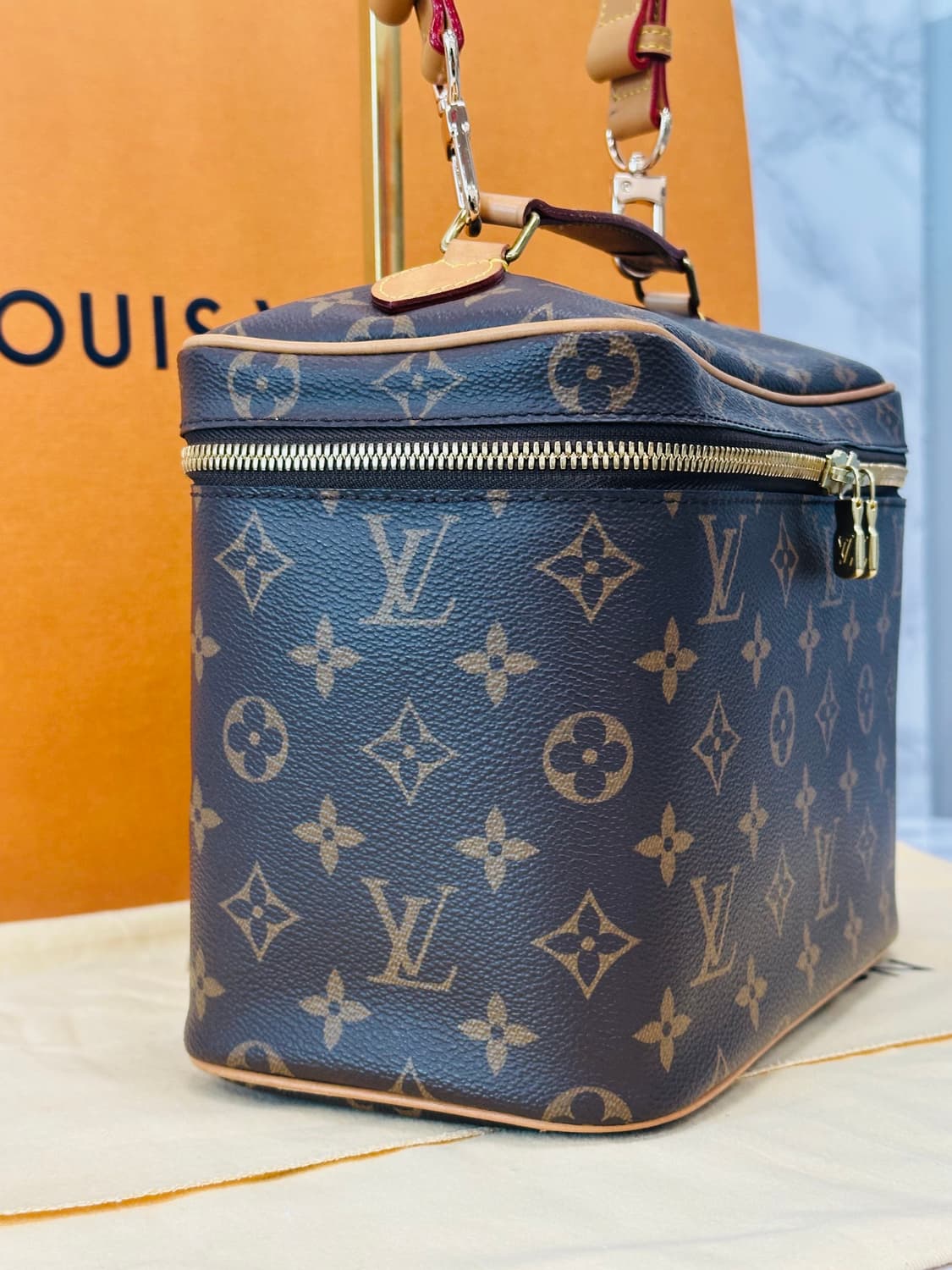 루이비통 니스 BB 모노그램 상품이미지4