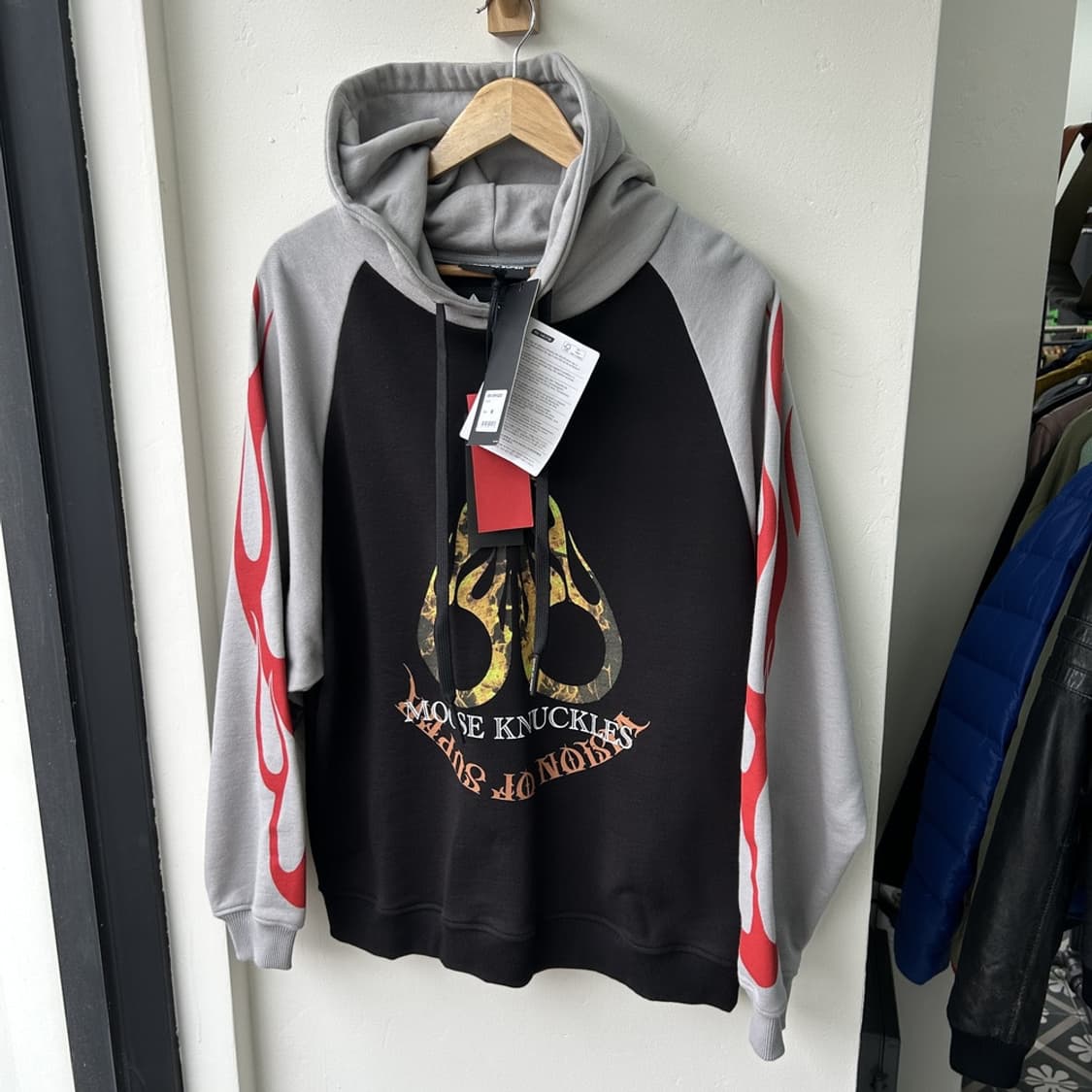 16000 - 무스너클 X 비전오브슈퍼 후드티 상품이미지2