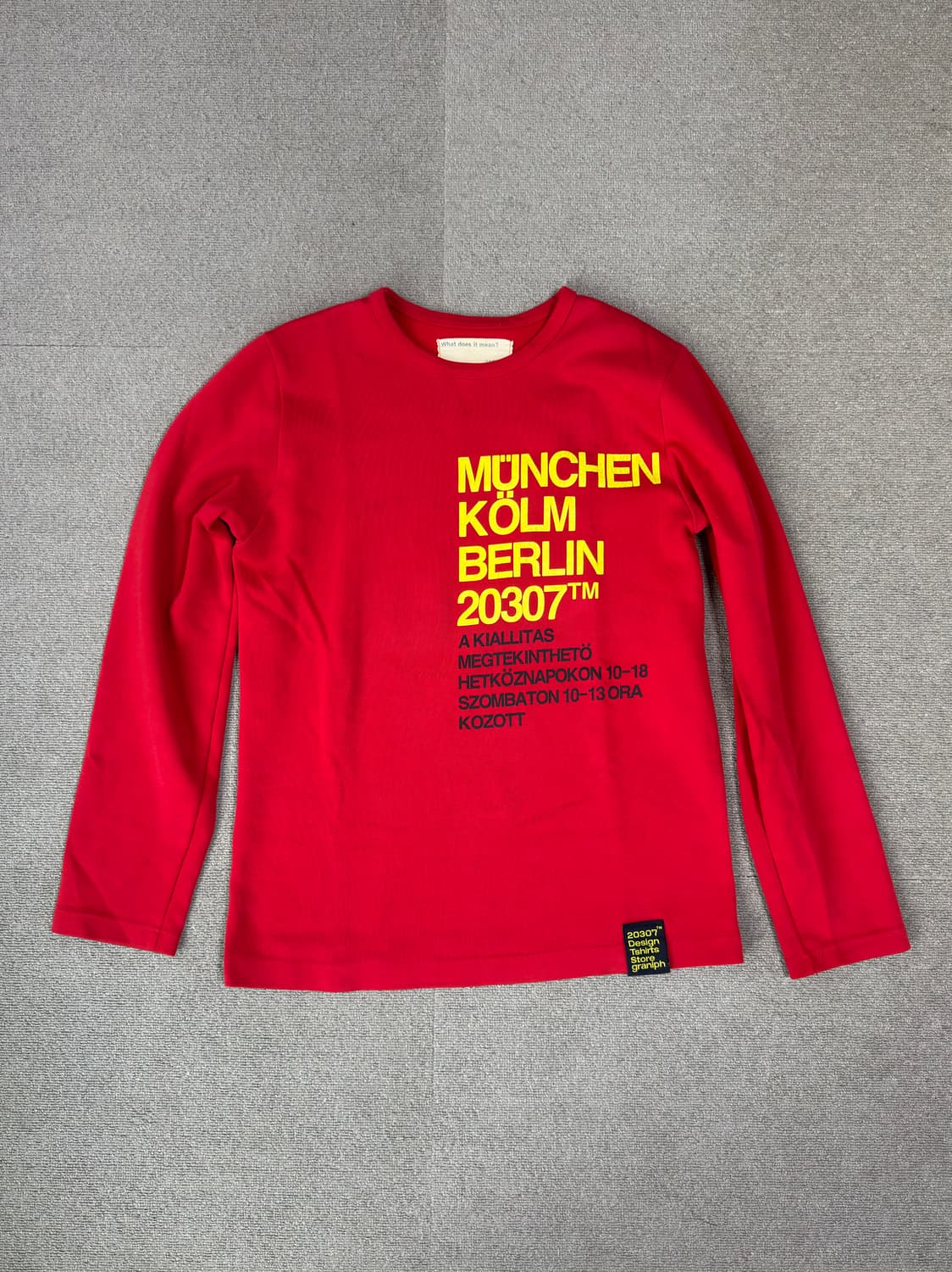 그라니프 20307 레드 타이포 그래픽 긴팔 티셔츠 상품이미지1