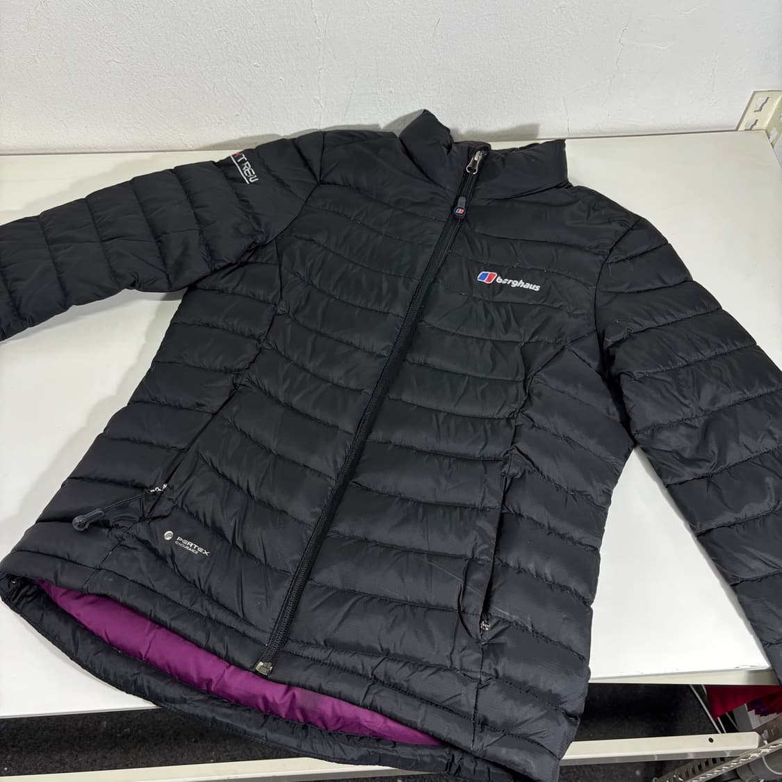 우먼M 버그하우스 블랙 구스다운 경량패딩 상품이미지2