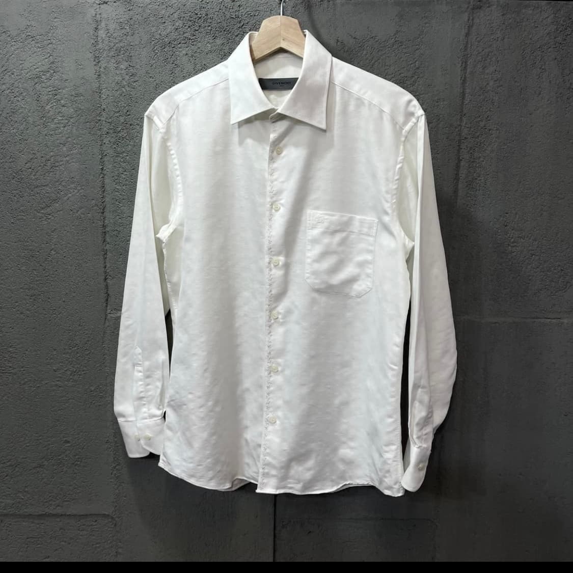 지방시 패턴 와이셔츠 상품이미지1