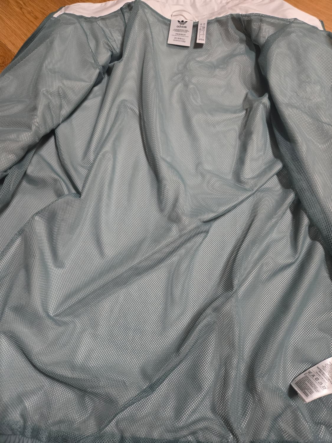 아디다스 그라데이션 불꽃 바람막이 점퍼 상품이미지7