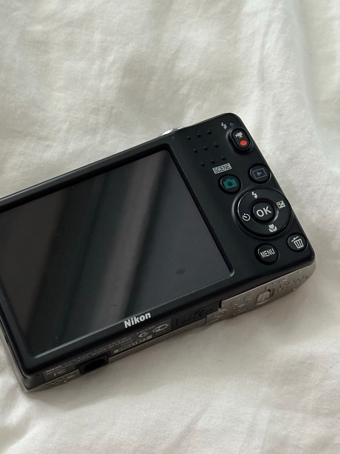 니콘 쿨픽스 L26 (외관 깨끗, 작동 미확인) 상품이미지4