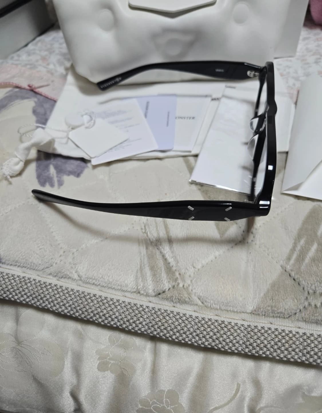 젠틀몬스터 마르지엘라 113 안경 상품이미지3