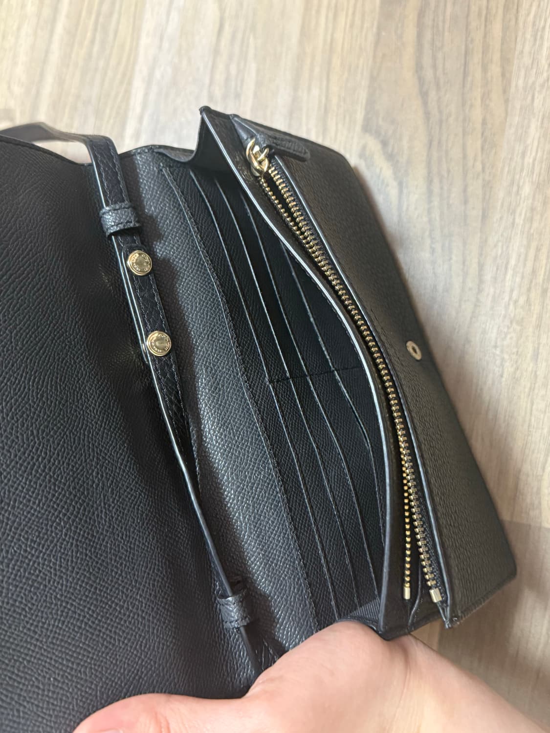 코치(coach) 블랙 미니 크로스백 숄더백 지갑 상품이미지4