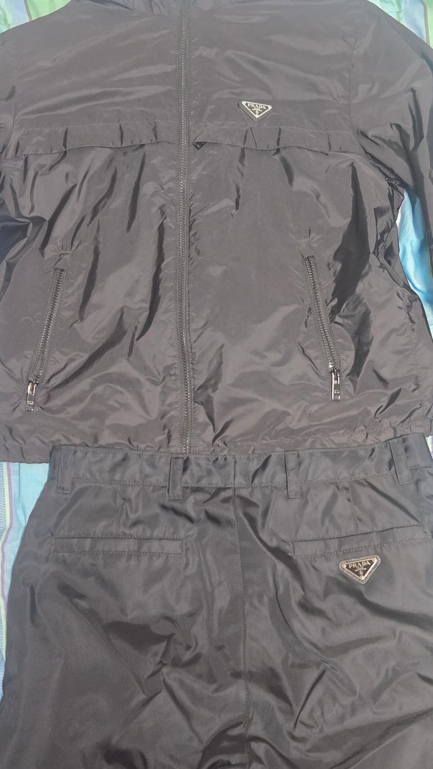 프라다 나일론 셋업 급처 상품이미지1