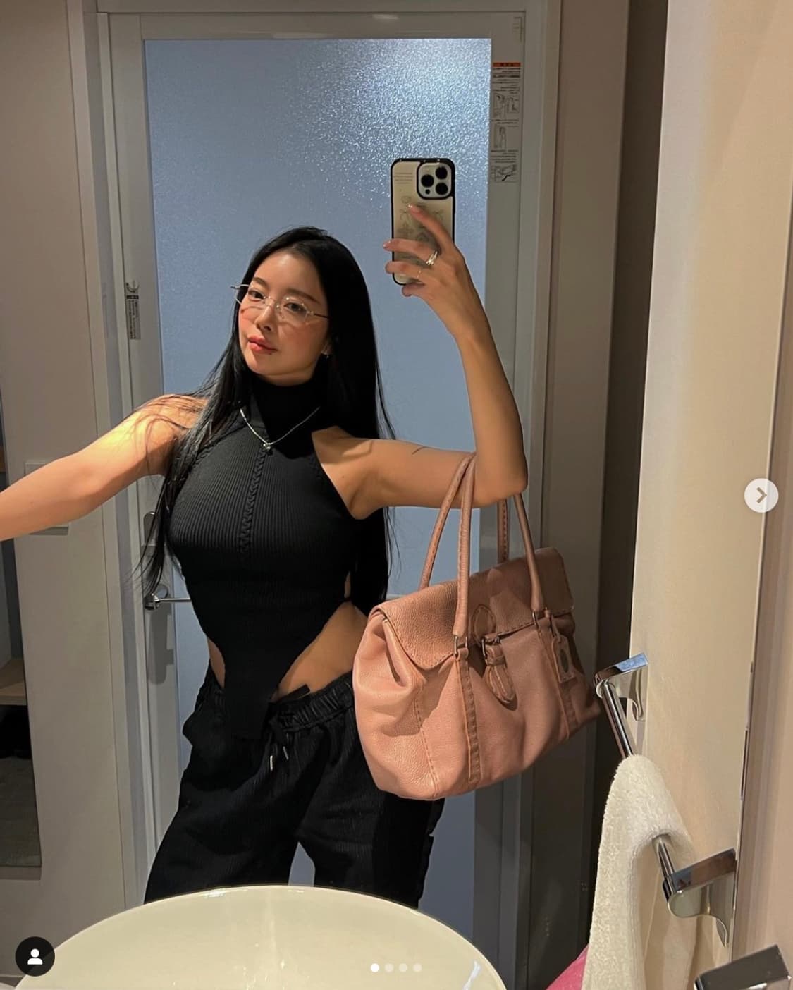 펜디 Fendi 정품 린다 셀러리아 쓰리타임즈 사장님 착용 상품이미지1