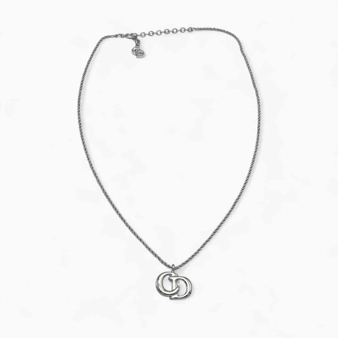 디올 라지 CD 로고 목걸이 상품이미지4