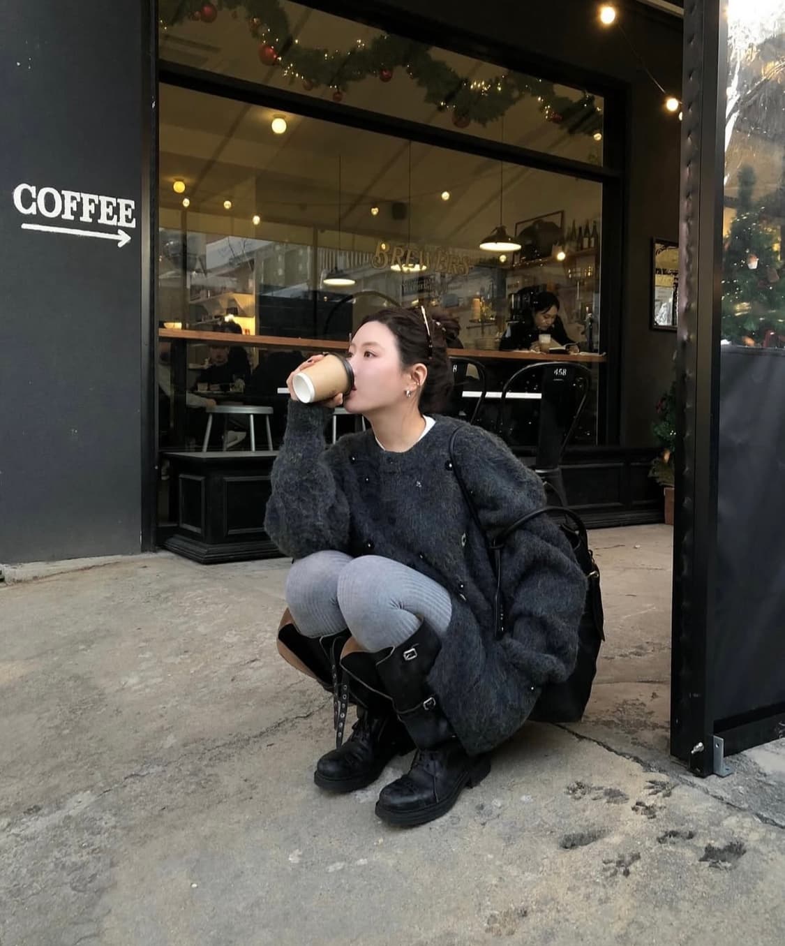 마크들리 플라워 비즈 가디건 상품이미지2