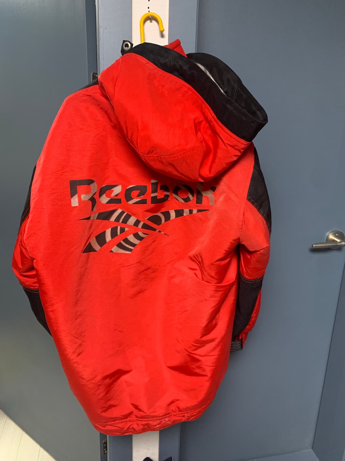 리복 바람막이 자켓 레드블랙 100 상품이미지4