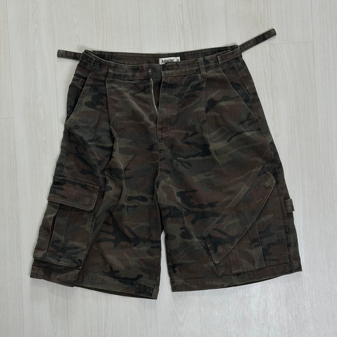 카락터 버뮤다 카고팬츠 상품이미지1