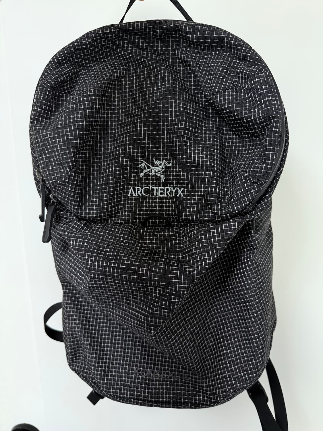 아크테릭스 컨실 15 블랙 상품이미지2