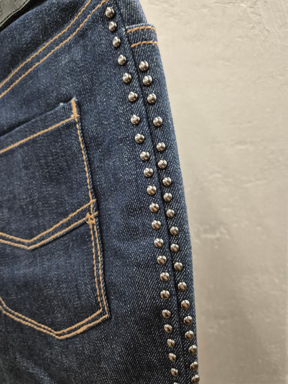 ZADIG&VOLTAIRE 데님 스터드 미니스커트 상품이미지5