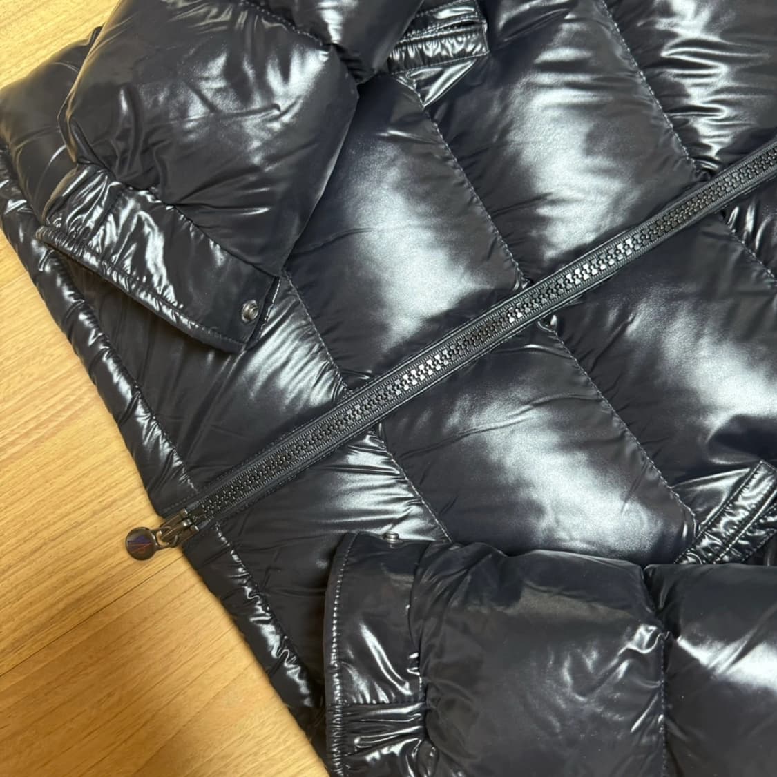 몽클레어 마야 블랙 2사이즈 극미중고 상품이미지5