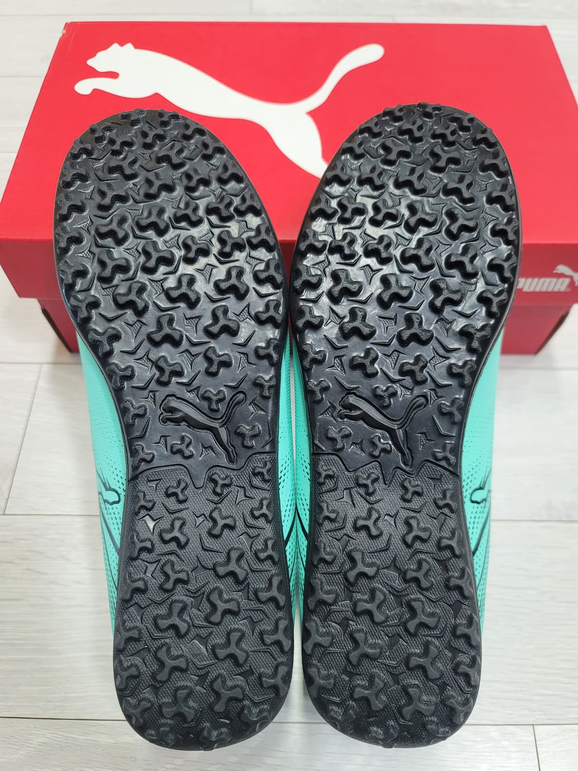 (230)푸마 풋살화 아타칸토 FG/AG Jr.[대전 직거래도 가능] 상품이미지8