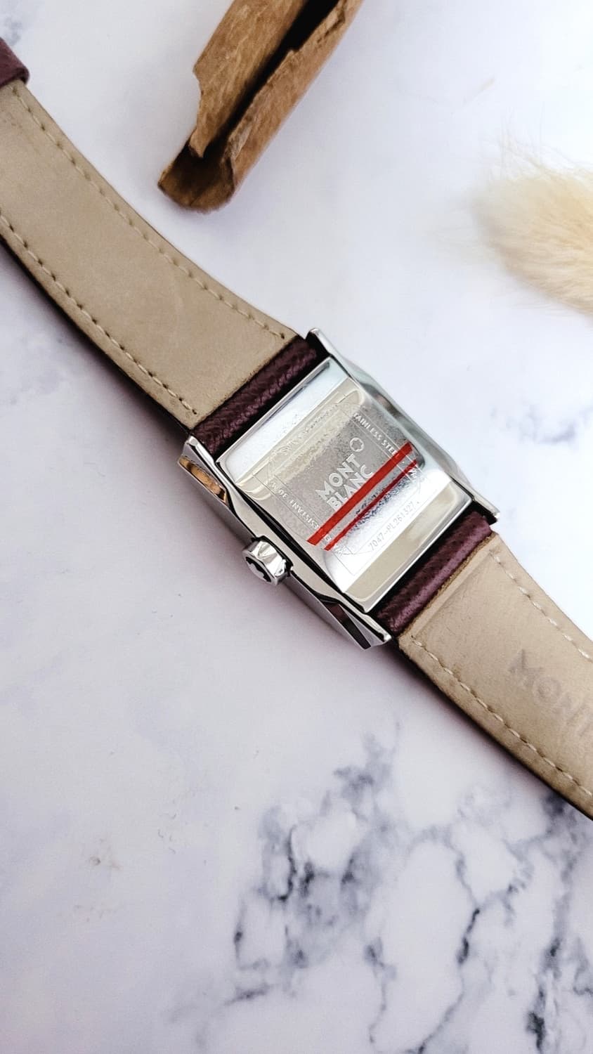정품 몽블랑 프로파일 남여공용 쿼츠시계 [정품박스, 여분 스트랩 포함] 상품이미지9