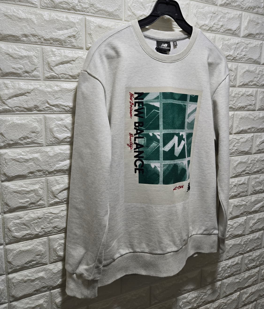 뉴발란스 UNI N로고 포토 맨투맨 90 상품이미지3