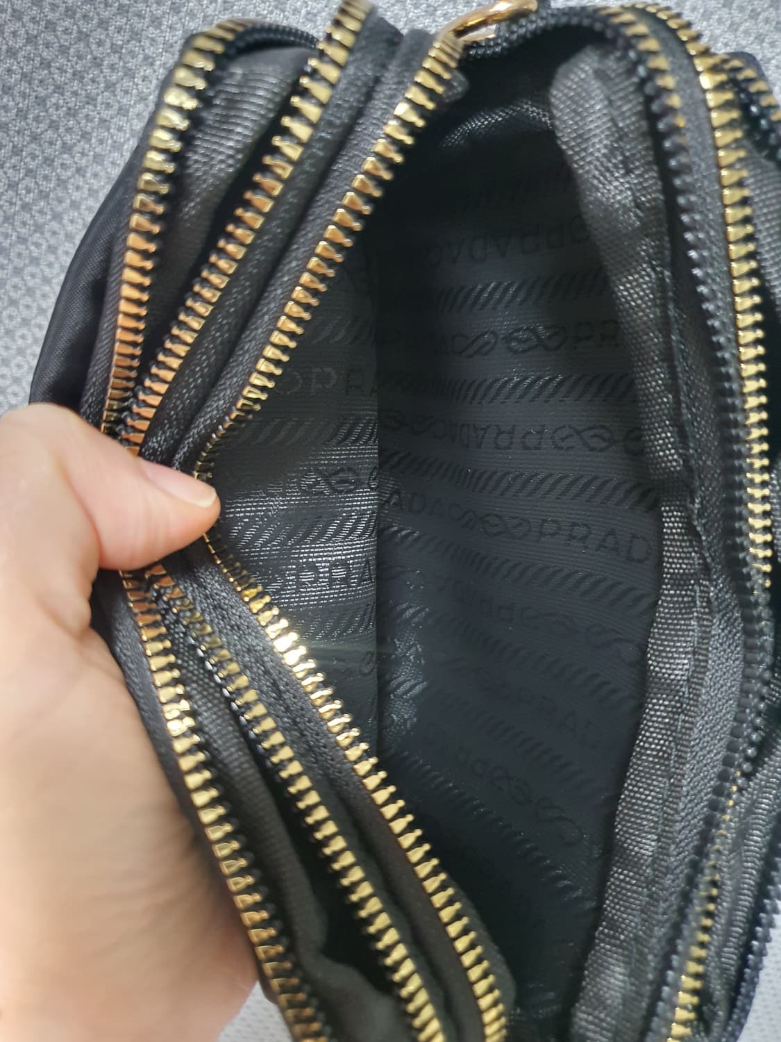 프라다파우치 프라다가방 새상품 정품 상품이미지6