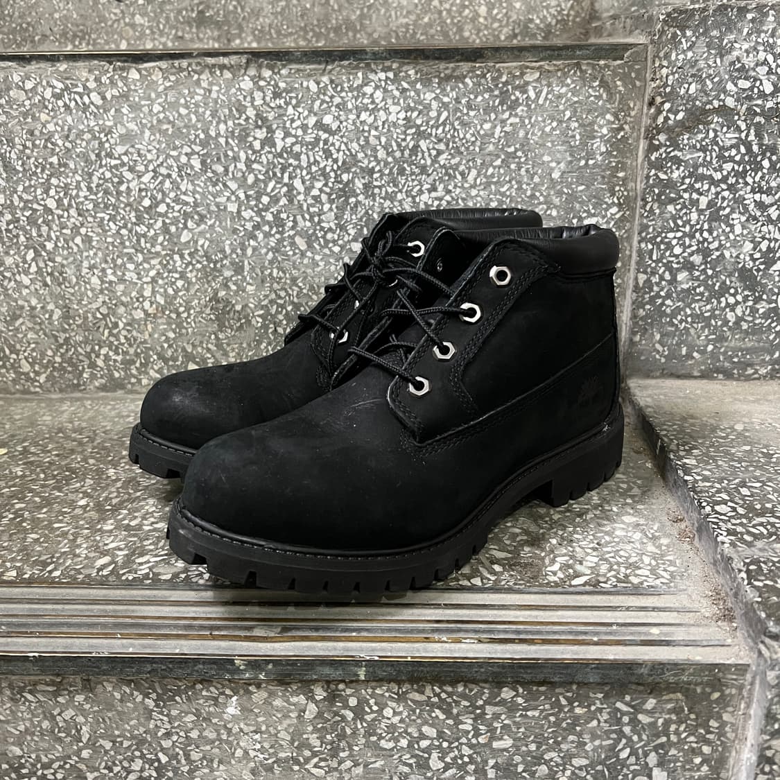 팀버랜드 추카 부츠 블랙 상품이미지2