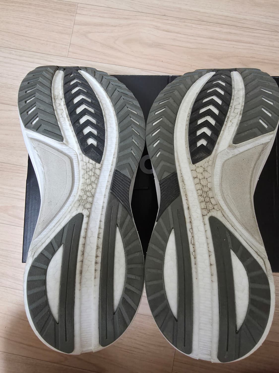 써코니 템퍼스2 255사이즈 상품이미지3