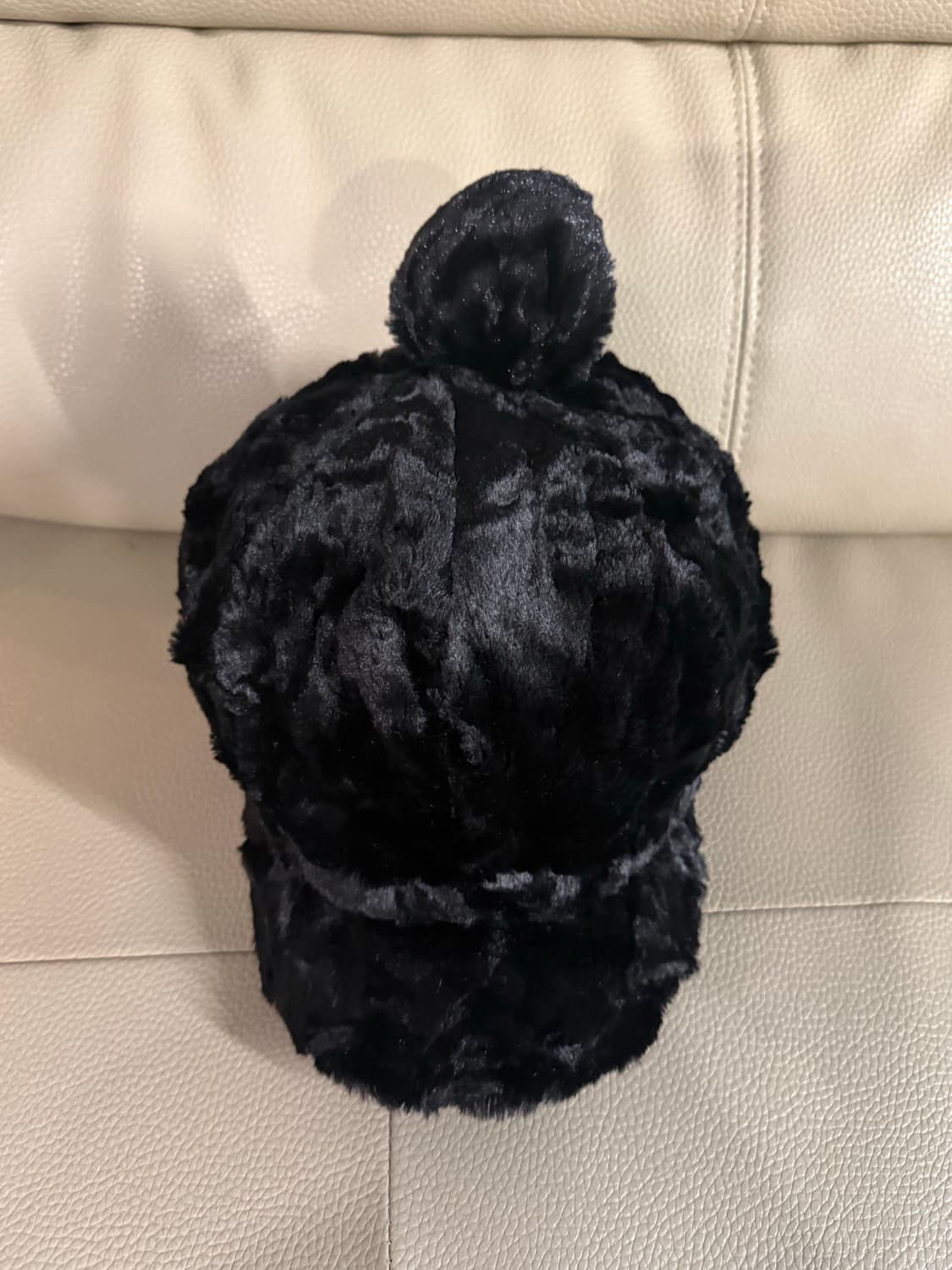 Velvet pompim detaul newsboy cap 상품이미지3