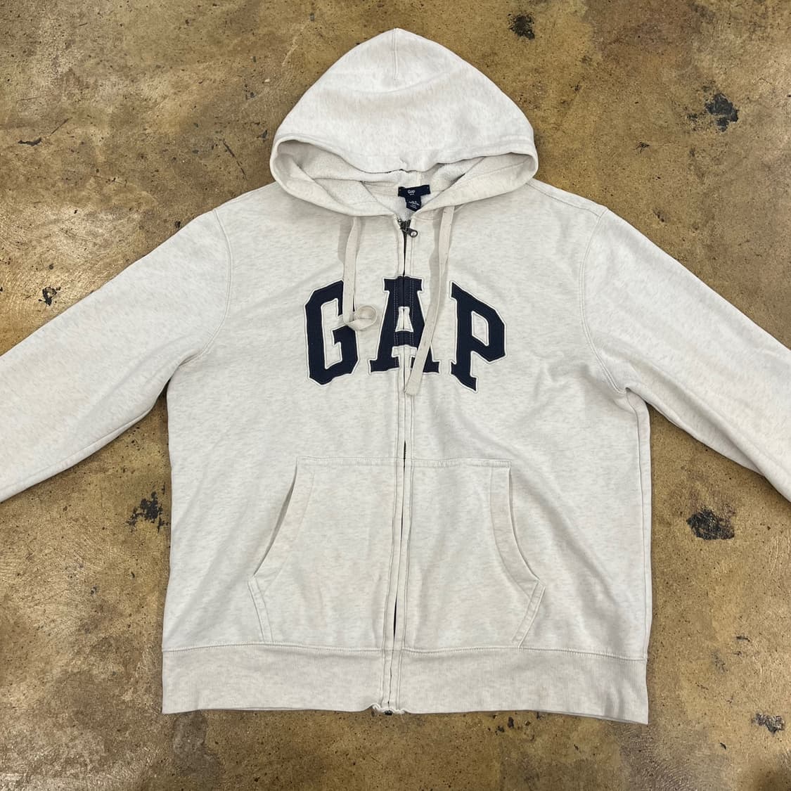 갭 로고 화이트 후드집업 상품이미지3