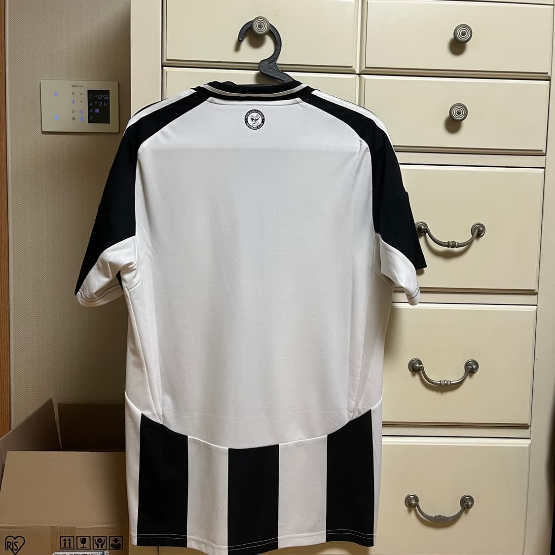 [L] 아디다스 뉴캐슬유나이티드 24/25 홈 유니폼 상품이미지2