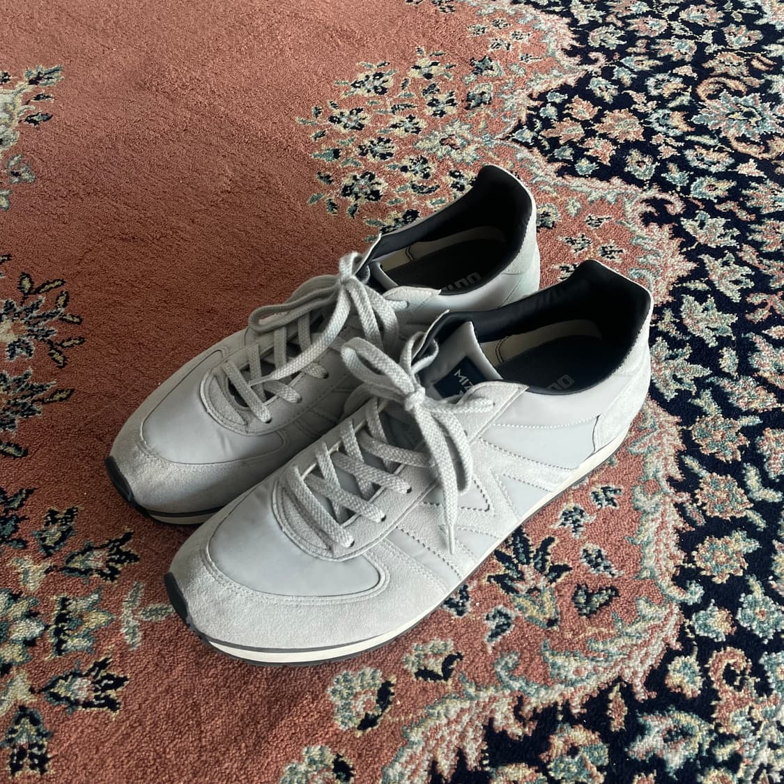 마가렛호웰x미즈노 스니커즈 상품이미지3