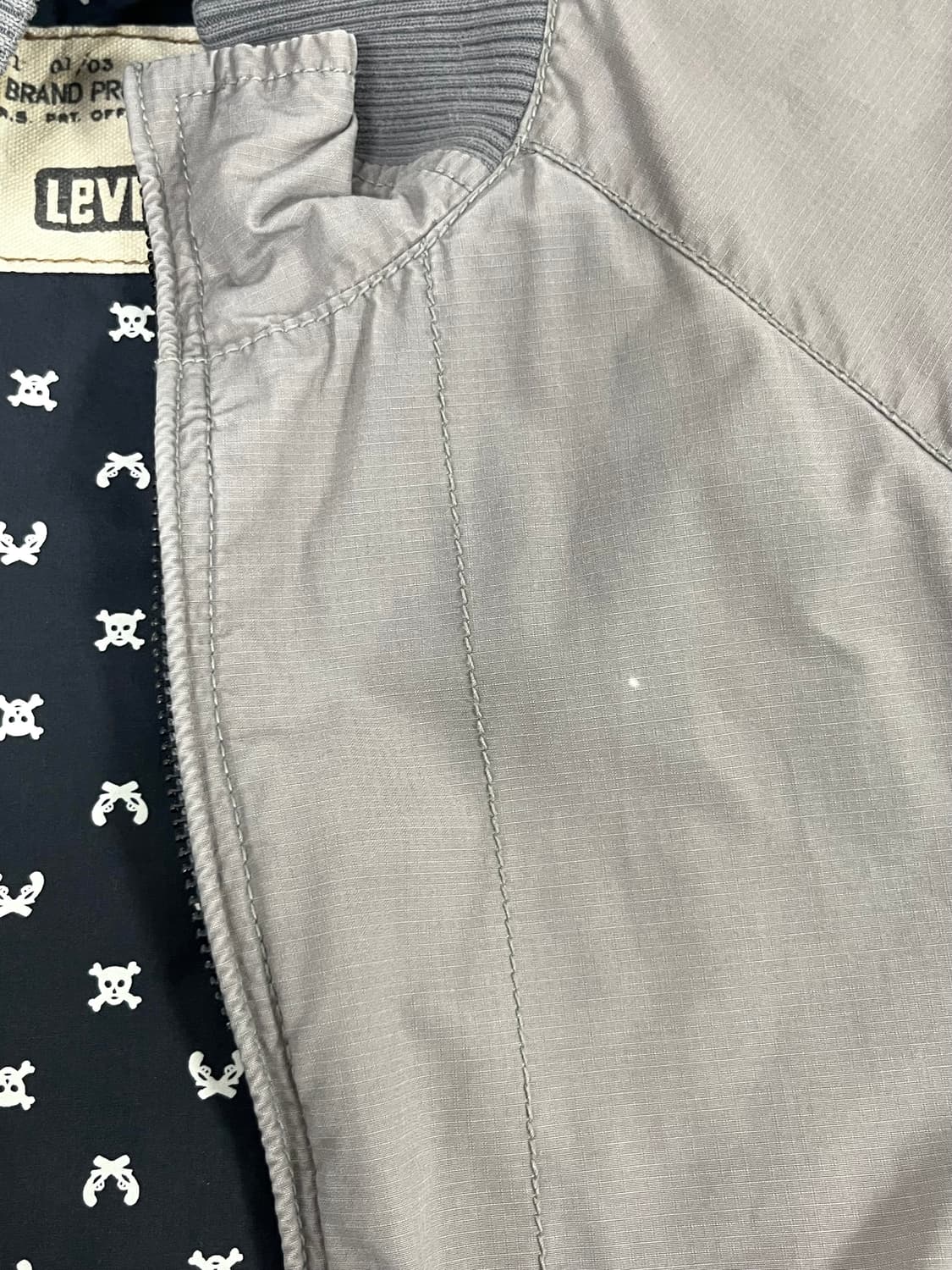 [L] 리바이스 스탠실 스컬 자켓 상품이미지8