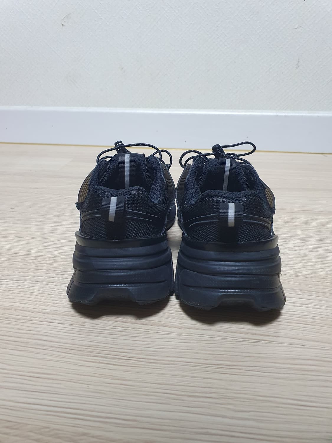 나이키 v2k 런 운동화 230 상품이미지5